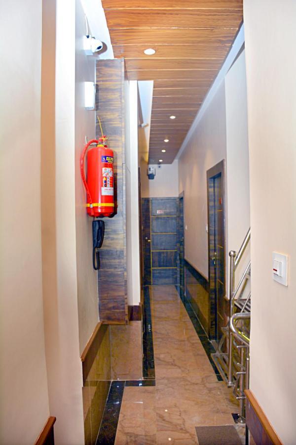Hotel Nest N Rest - Mumbai Eksteriør bilde