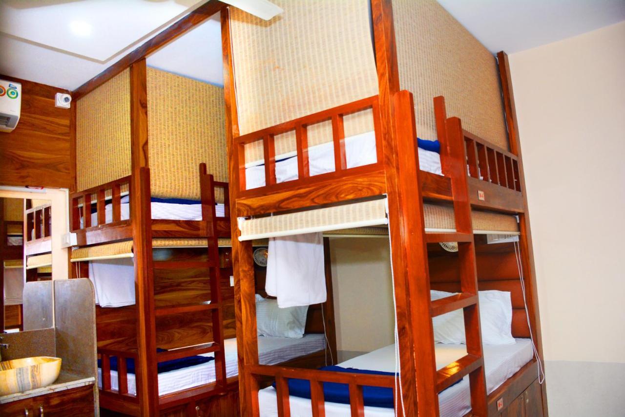 Hotel Nest N Rest - Mumbai Eksteriør bilde