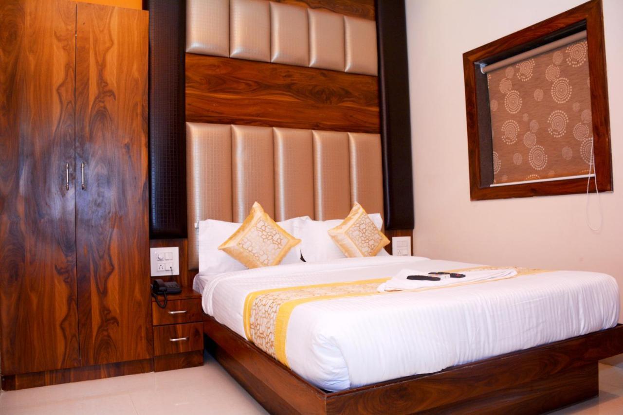 Hotel Nest N Rest - Mumbai Eksteriør bilde